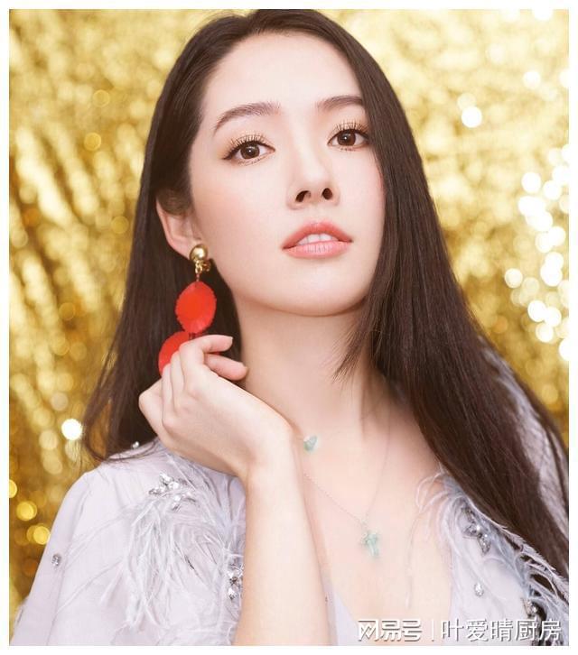 0位明星妻子哪位明星的老婆最漂亮j9九游会登录娱乐圈颜值最高的1(图14)